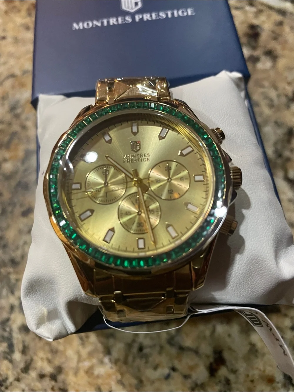 Montres Prestige gold tone